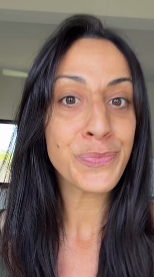 Sonja, 42